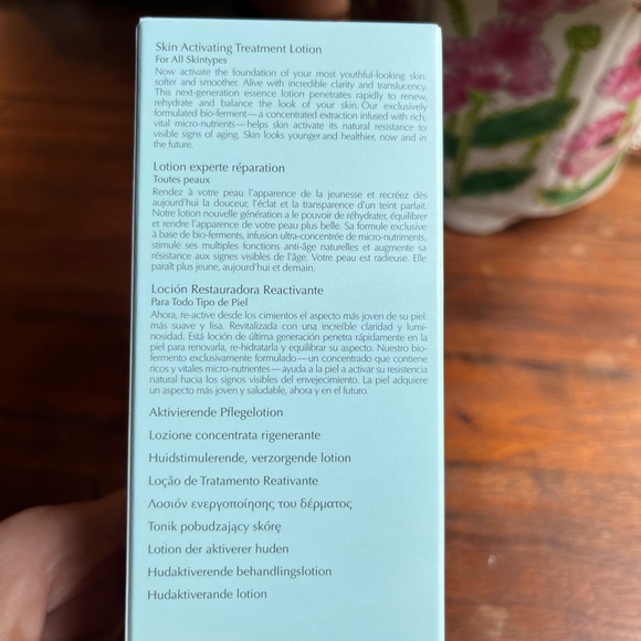 Estée Lauder, micro essence skin activating treatment lotion-5 ounces. NWT - Picture 4 of 4